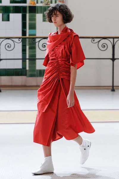 Look 7